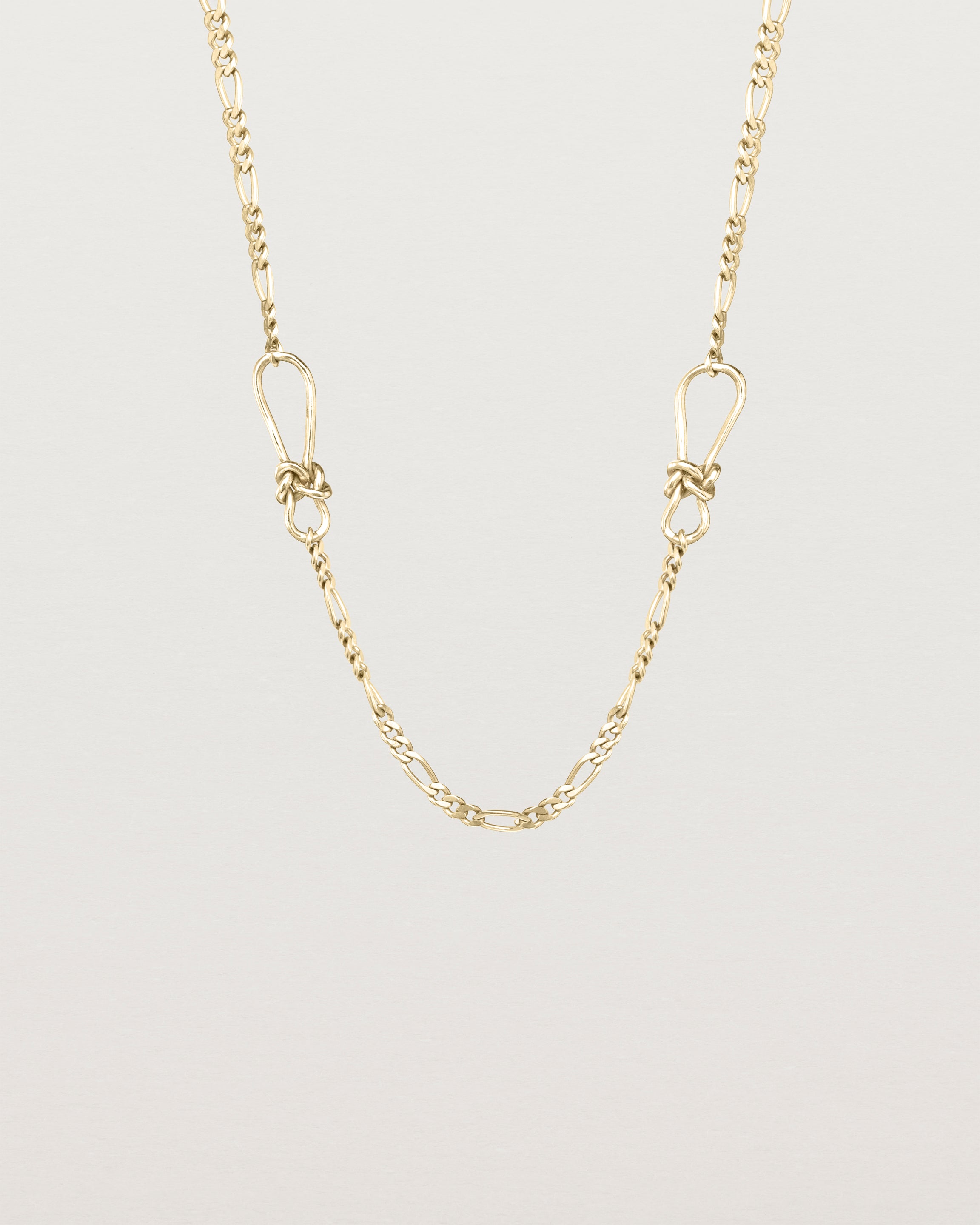 Interlinked statement necklace | Elegant top gold metal alloy necklace