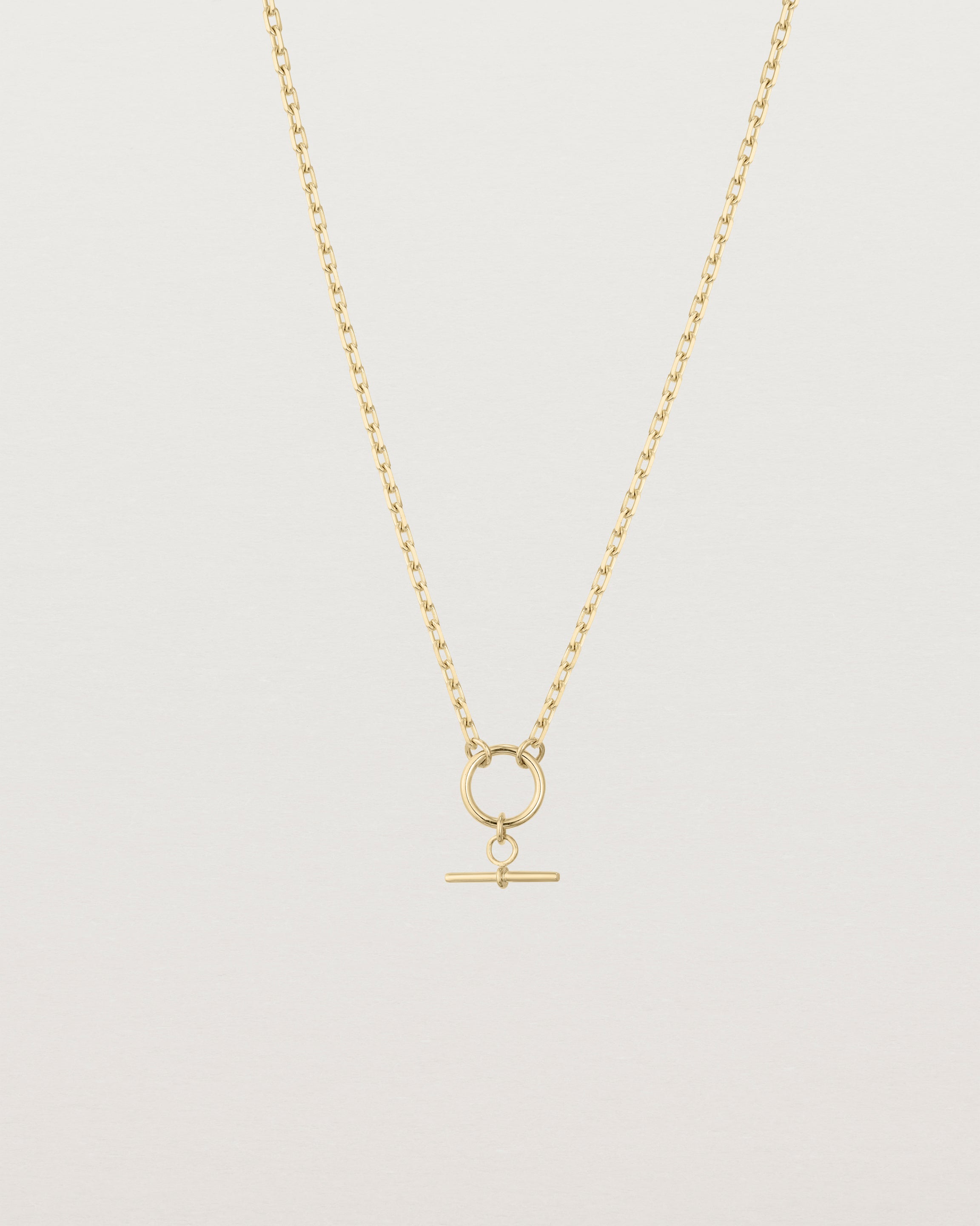 Deepetched image of the Terra Necklace in yellow gold